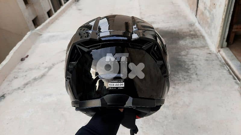 MT black full face helmet 3