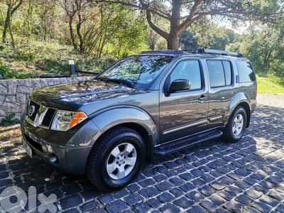 Nissan Pathfinder 2005