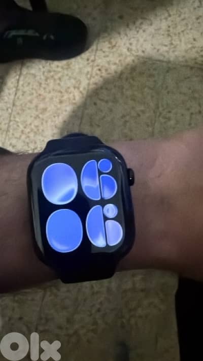 apple watch series 11 black with the original charger