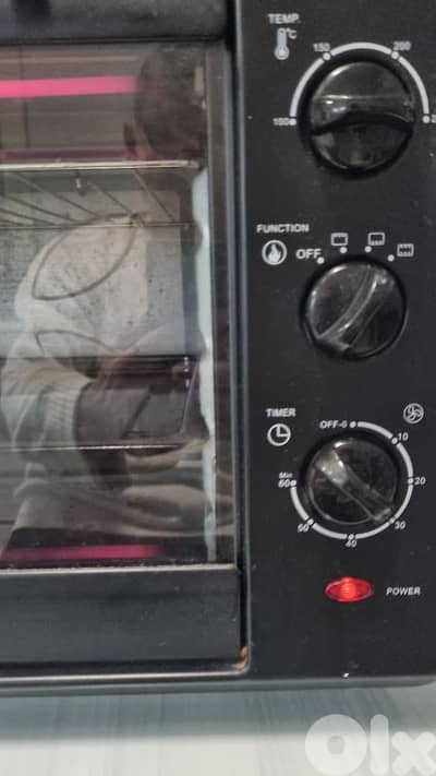 Nahama Electric Oven 2000W with Convection Fan (Nearly New)