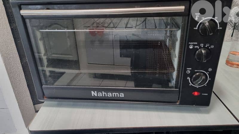 Nahama Electric Oven 2000W with Convection Fan (Nearly New) 11