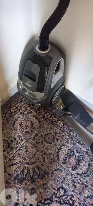 package of many house items 4