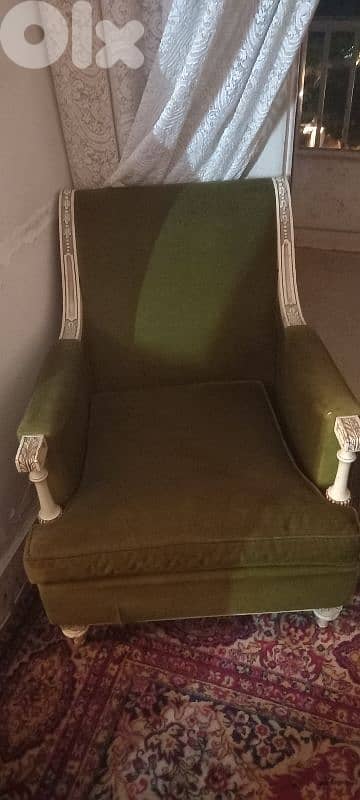 package of many house items 5