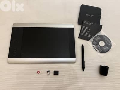 Wacom Intuos Pro Medium Graphic Tablet