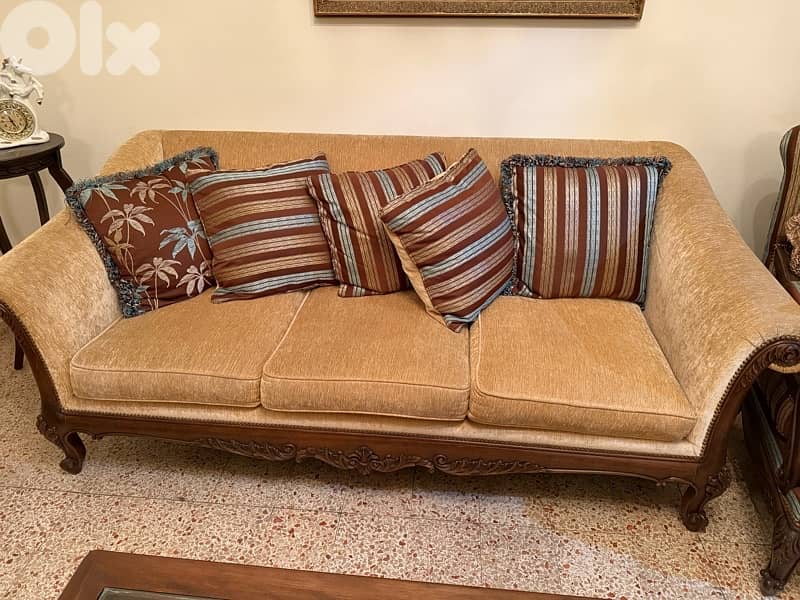 Full Living Room - Can be sold separately 2