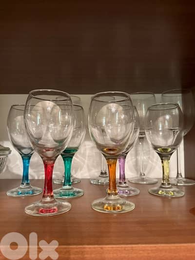6 Pcs of Wine Glasses