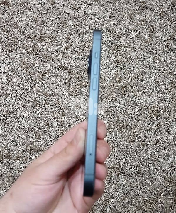 iPhone 13 128g 5are2 6