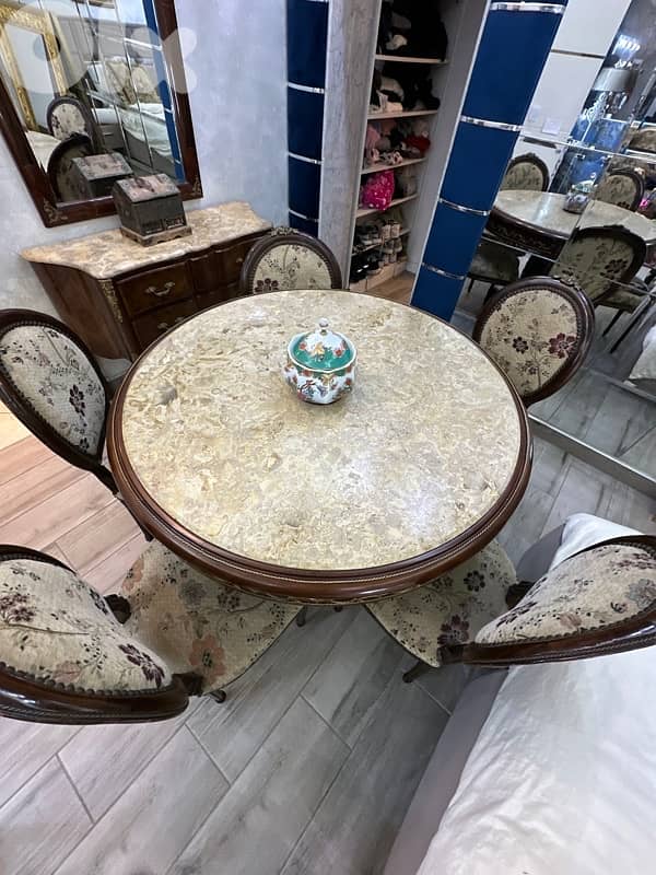 table and chairs for sale 7