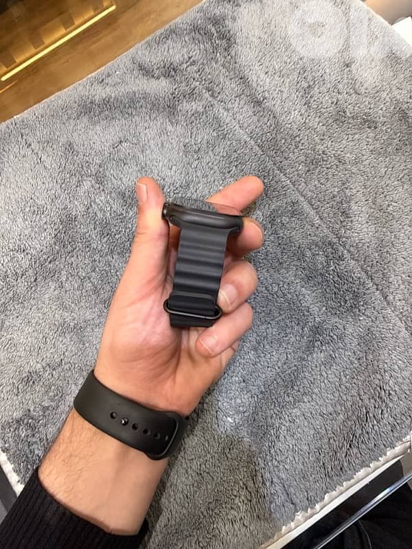 USED APPLE WATCH ULTRA 2 GENERATION 4