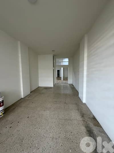 150m Shop for rent in Fanar facing municipality