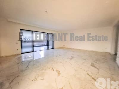 Spacious apartment in a Calm neighberhood with Sea View !