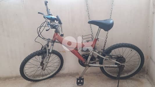 للبيع دراجة هوائية في سن الفيل