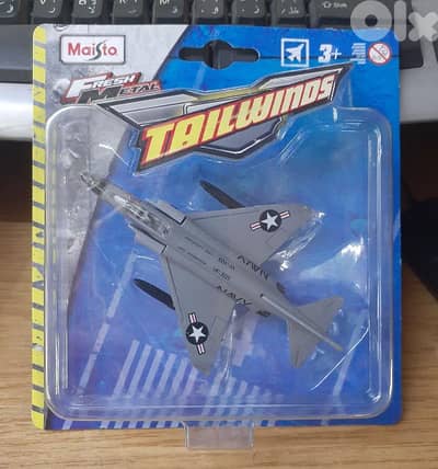 Maisto diecast Plane model Scale 1/144