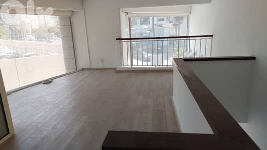 Prime location Shop for rent in Verdun with 60 sqm Mezanine