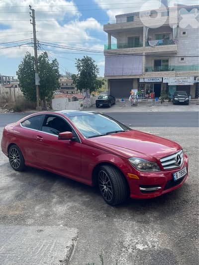 Mercedes-Benz C250  2013