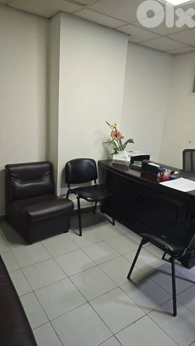 75 Sqm Office For Rent In Hamra / Bliss مكتب للاجار في الحمرا