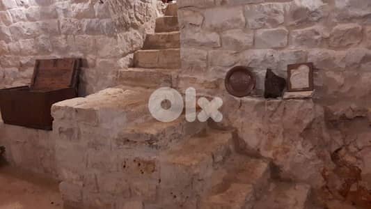 old stone house for sale ببت حجر قديم رائع للبيع