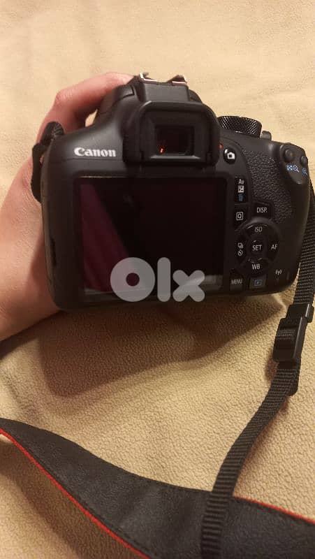 Canon 1300D 2