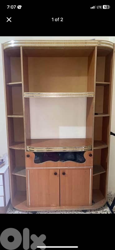 خزانة مع درفات