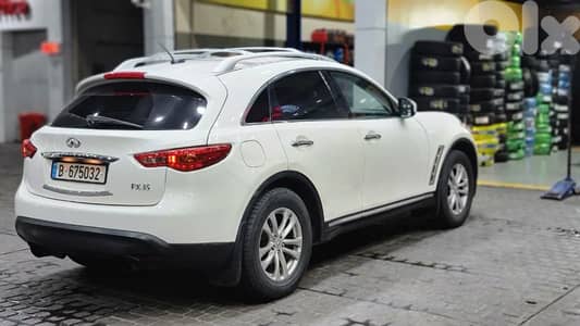 Infiniti Fx series 2009