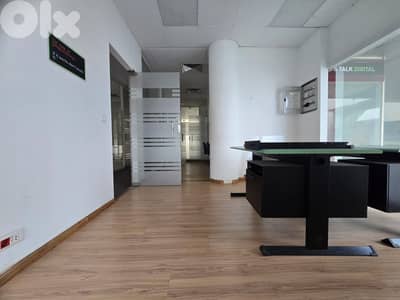 RAO26-4881 Office 320 sqm for Rent in Beirut