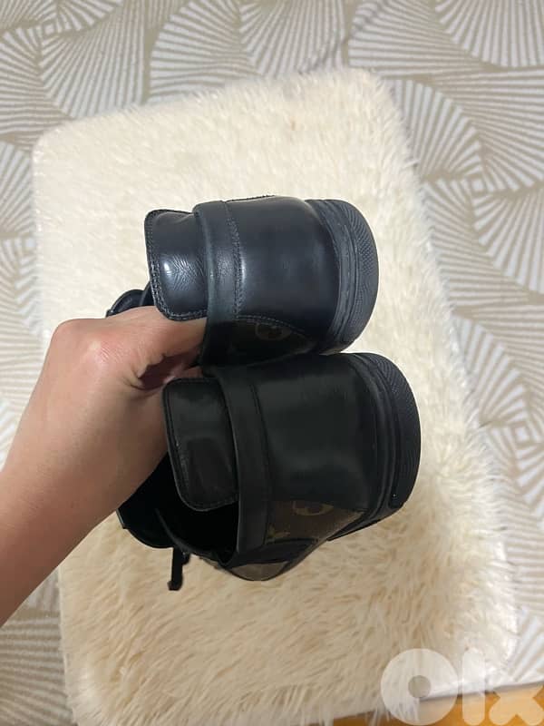 L  V  men monogram sneakers shoes 7