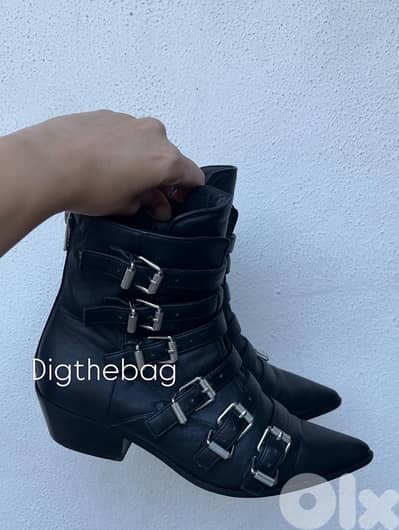 Z @dig  V. moto biker belted booties size 37!