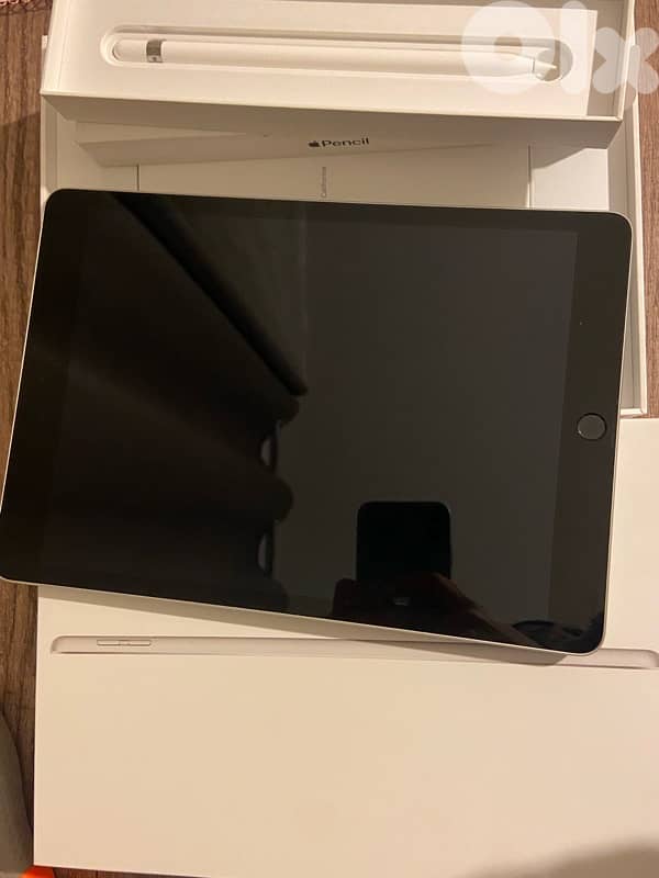 ipad 9th gen used like brand new 1