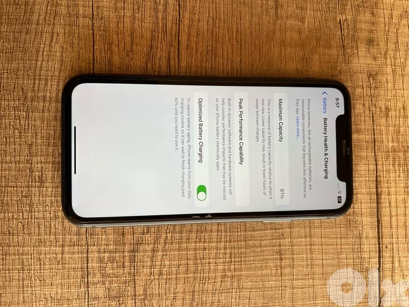 Iphone 11 64gb in mint condition 2