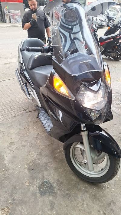 Silver Wing 400 cc T-mode