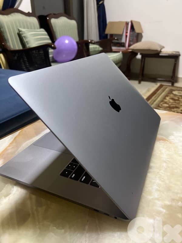 Macbook pro 2019 1