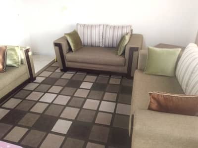 صالون ٧ مقاعد 660$ + سجادة مجانية