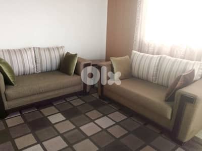 صالون ٧ مقاعد + سجادة مجانية