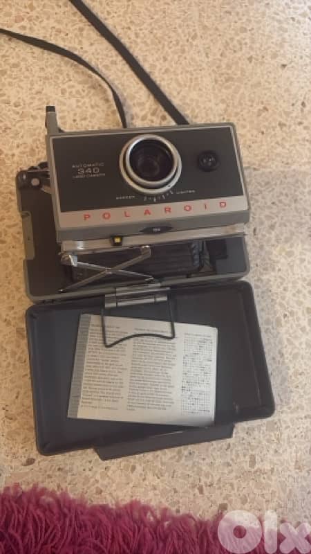 Vintage Polaroid Automatic 340 Land Camera 1