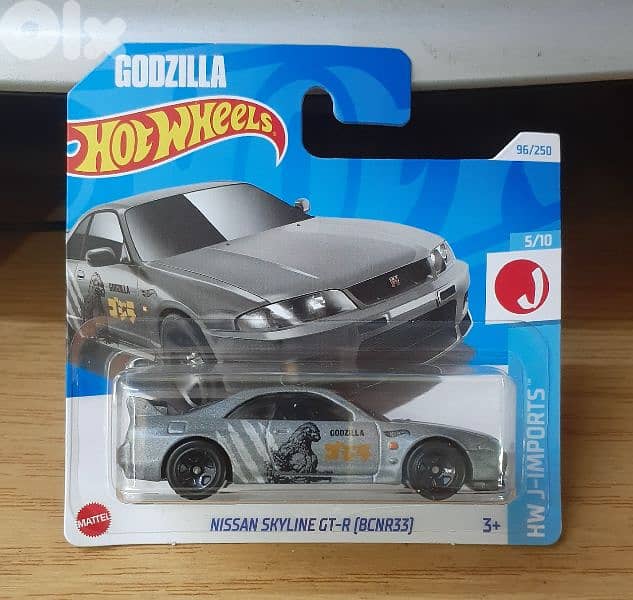 Hot Wheels Nissan Skylines diecast car model 1;64 4