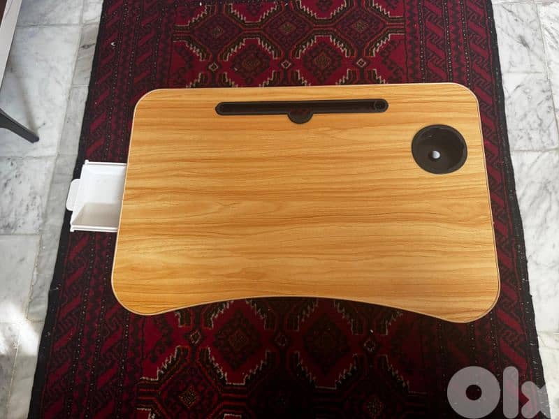 Foldable Laptop Table 4