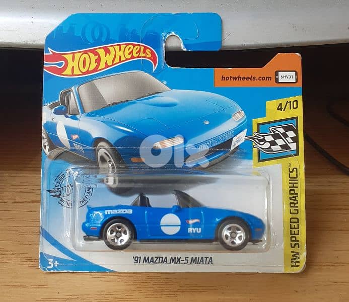 Hot Wheels Mazda diecast model 1;64. 9