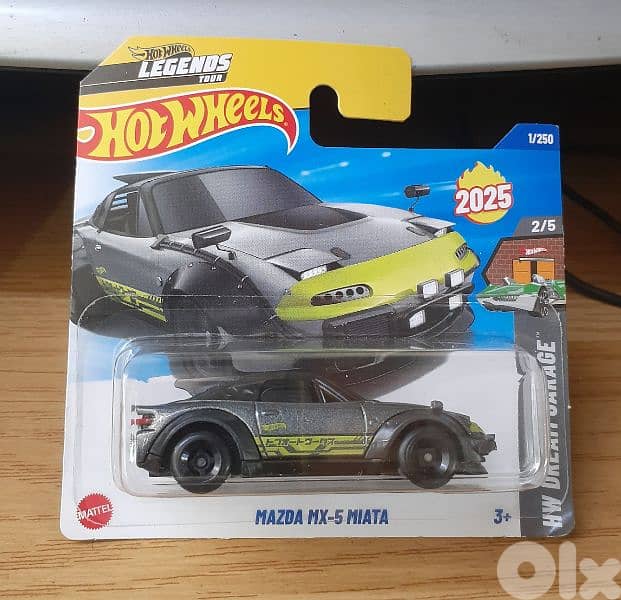 Hot Wheels Mazda diecast model 1;64. 12