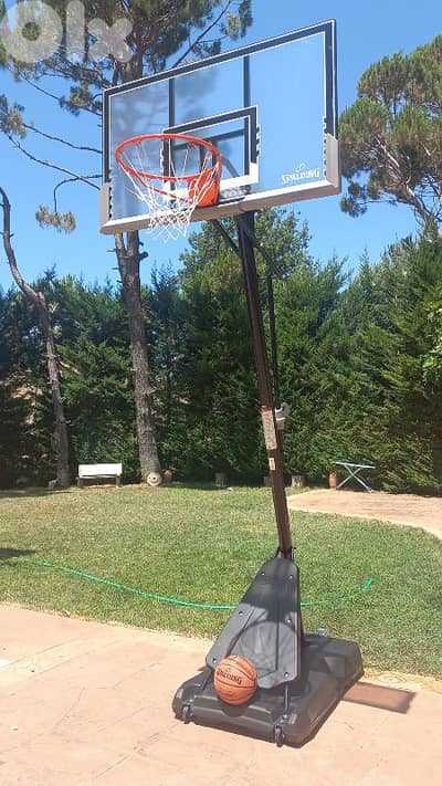 330$ movable basketball hoop (140x80cm)