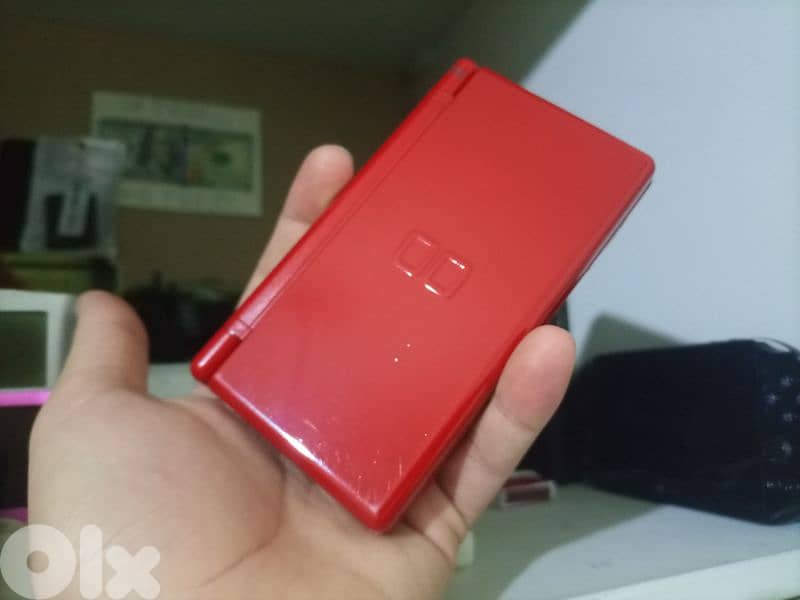Nintendo DS lite limited edition red 1