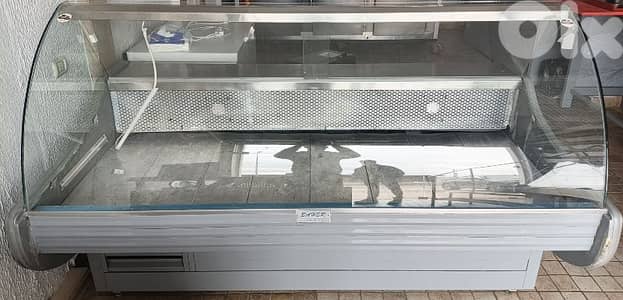 Fridge counter براد واجهة