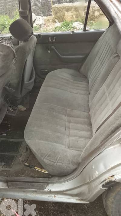 هوندا أكورد 1988