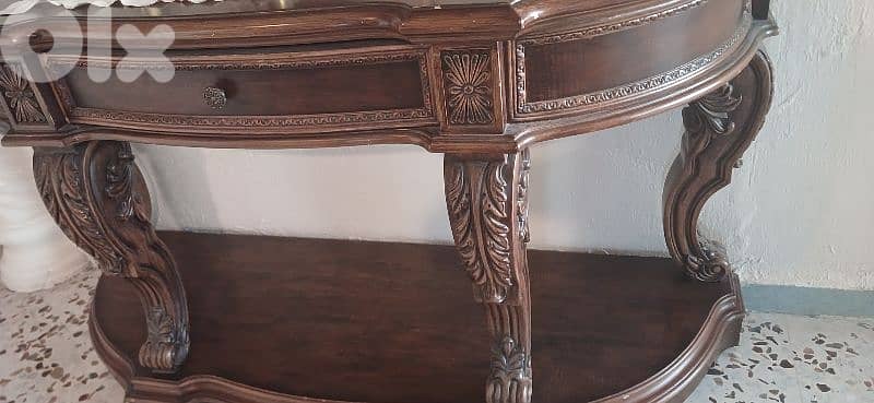 console and mirror 3