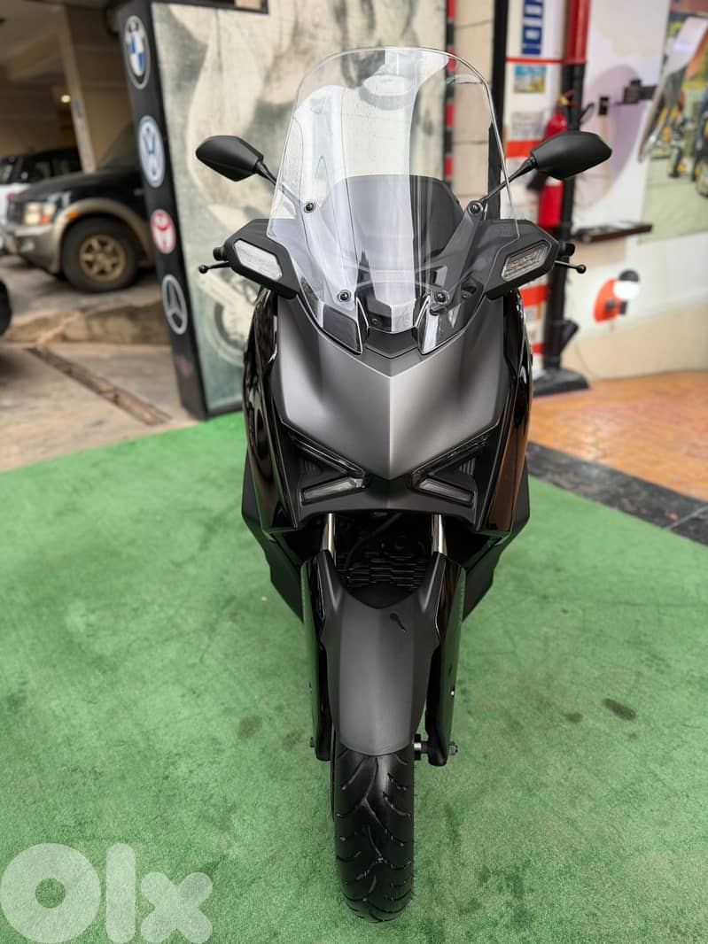 yamaha X -Max + 300 2025 4