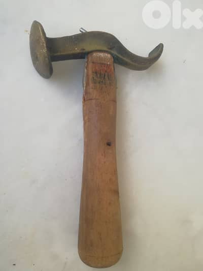 مطرقة نحاس مميزة