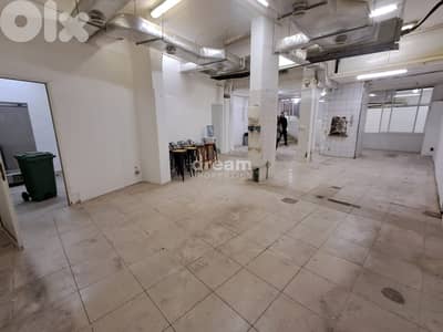 Shop For Rent In Achrafieh ach0190dpea