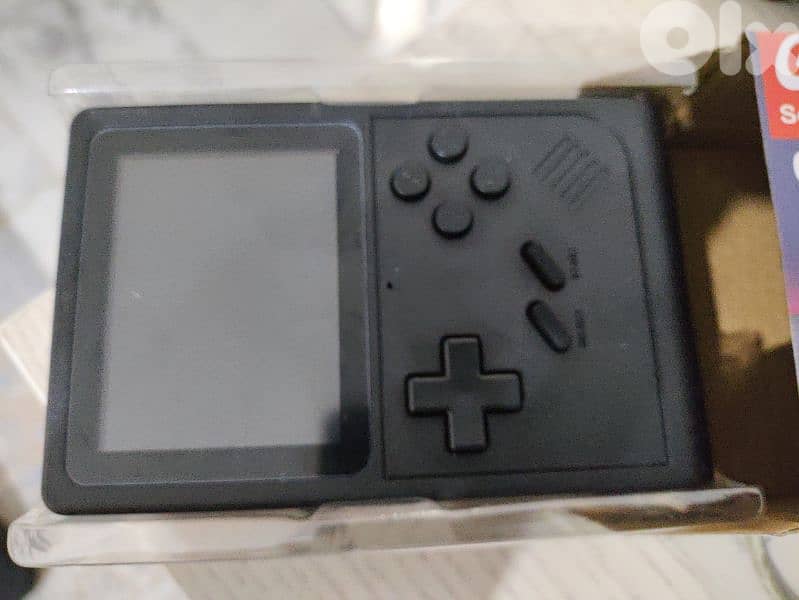 Gameboy Clone with 6000+ games 1
