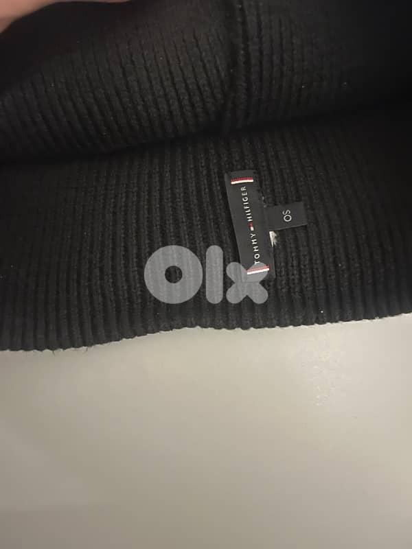 Tommy Hilfiger Black Beanie (Original) – One Size 1