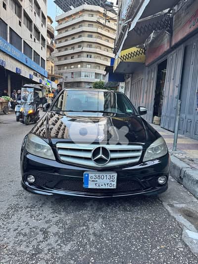 Mercedes-Benz C-300 2009