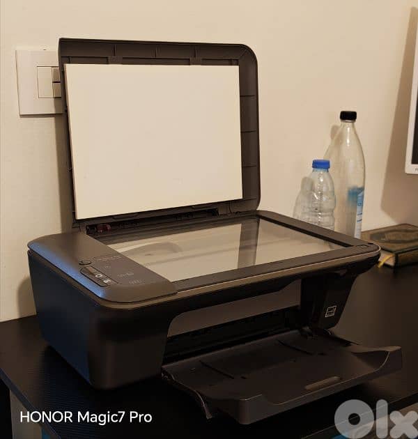 HP deskjet 1050 ( print - scan - copy ) 1